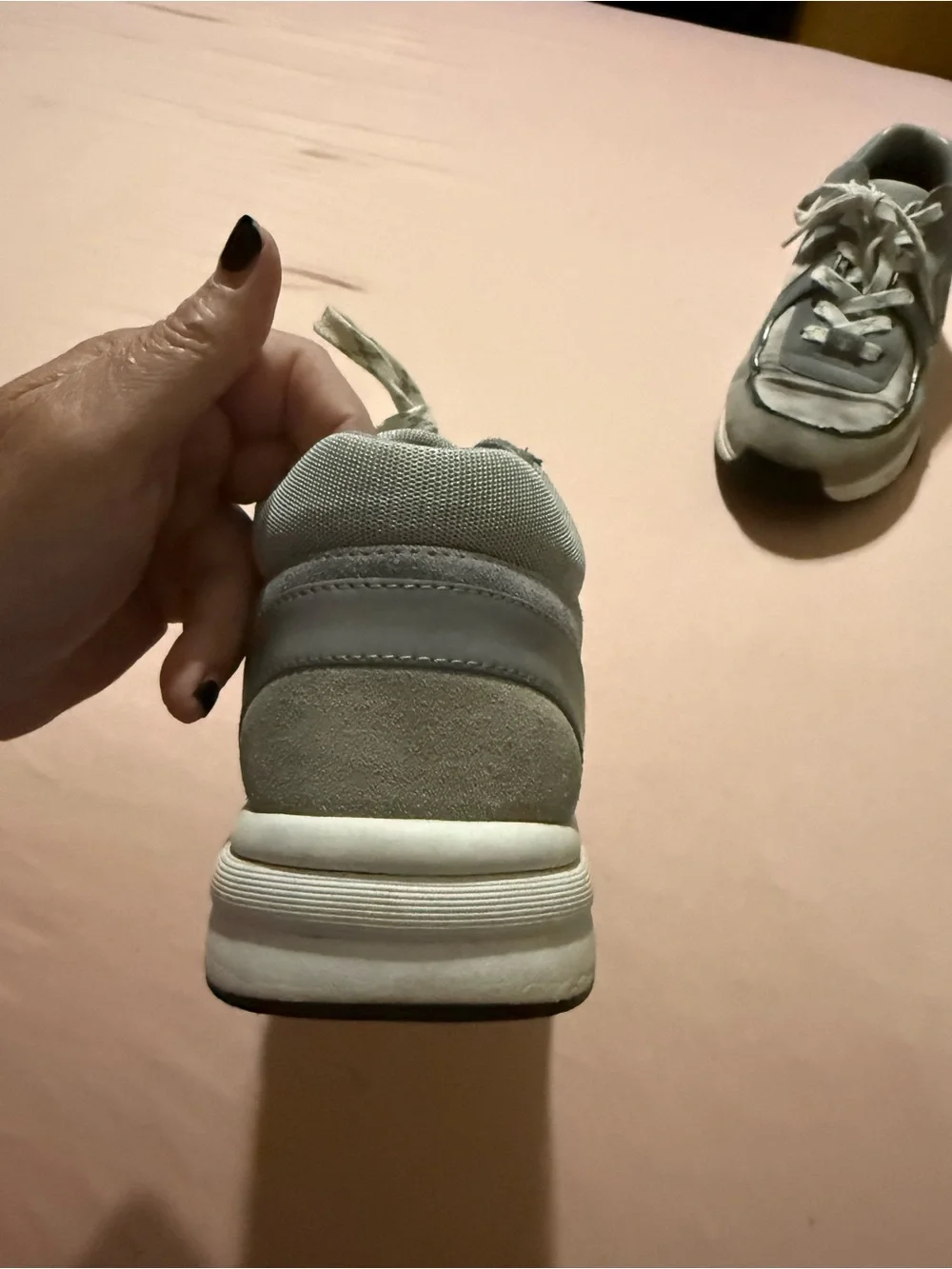 Authentic Chanel low top Trainer/Runner Sneakers Sz 41